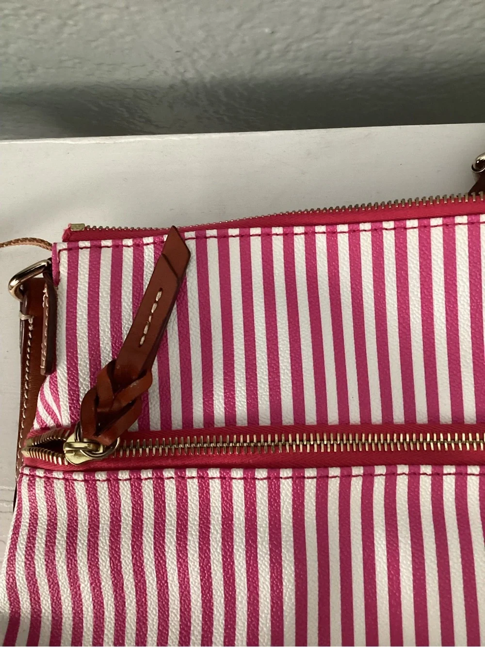 Dooney & Bourke stylish pink